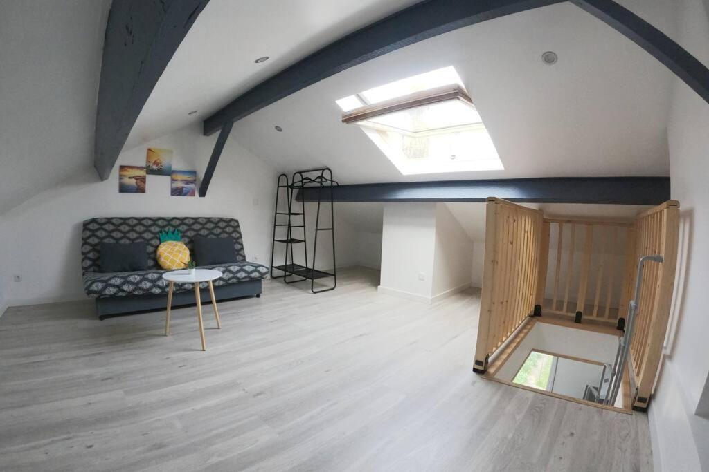 Ferienwohnung Atypique T1 Duplex - Wifi .Parking .Proche .Gare Saint-Quentin  Exterior foto