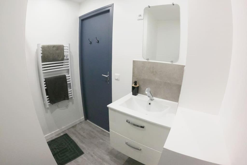 Ferienwohnung Atypique T1 Duplex - Wifi .Parking .Proche .Gare Saint-Quentin  Exterior foto
